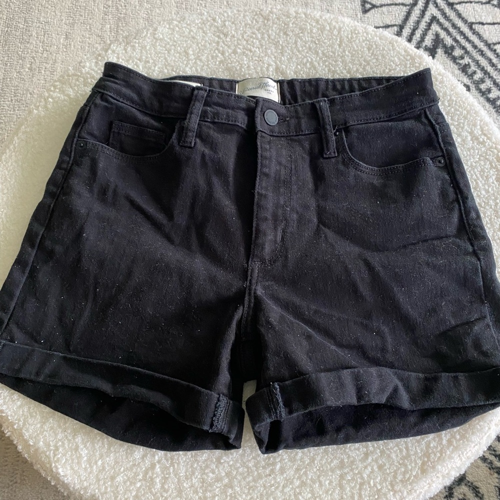 NWOT Universal Threads Black Denim Shorts
